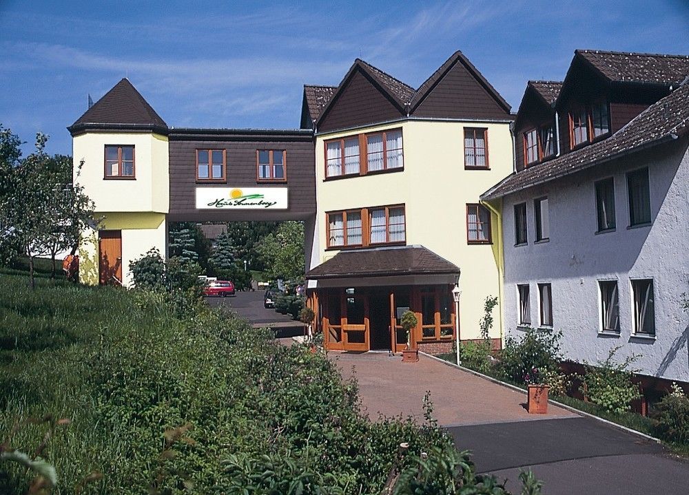 Akzent Hotel Haus Sonnenberg Schotten Bagian luar foto