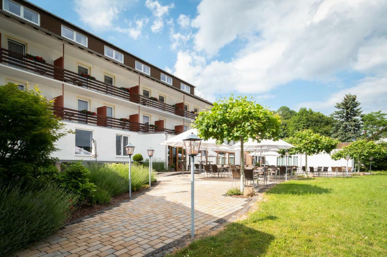 Akzent Hotel Haus Sonnenberg Schotten Bagian luar foto